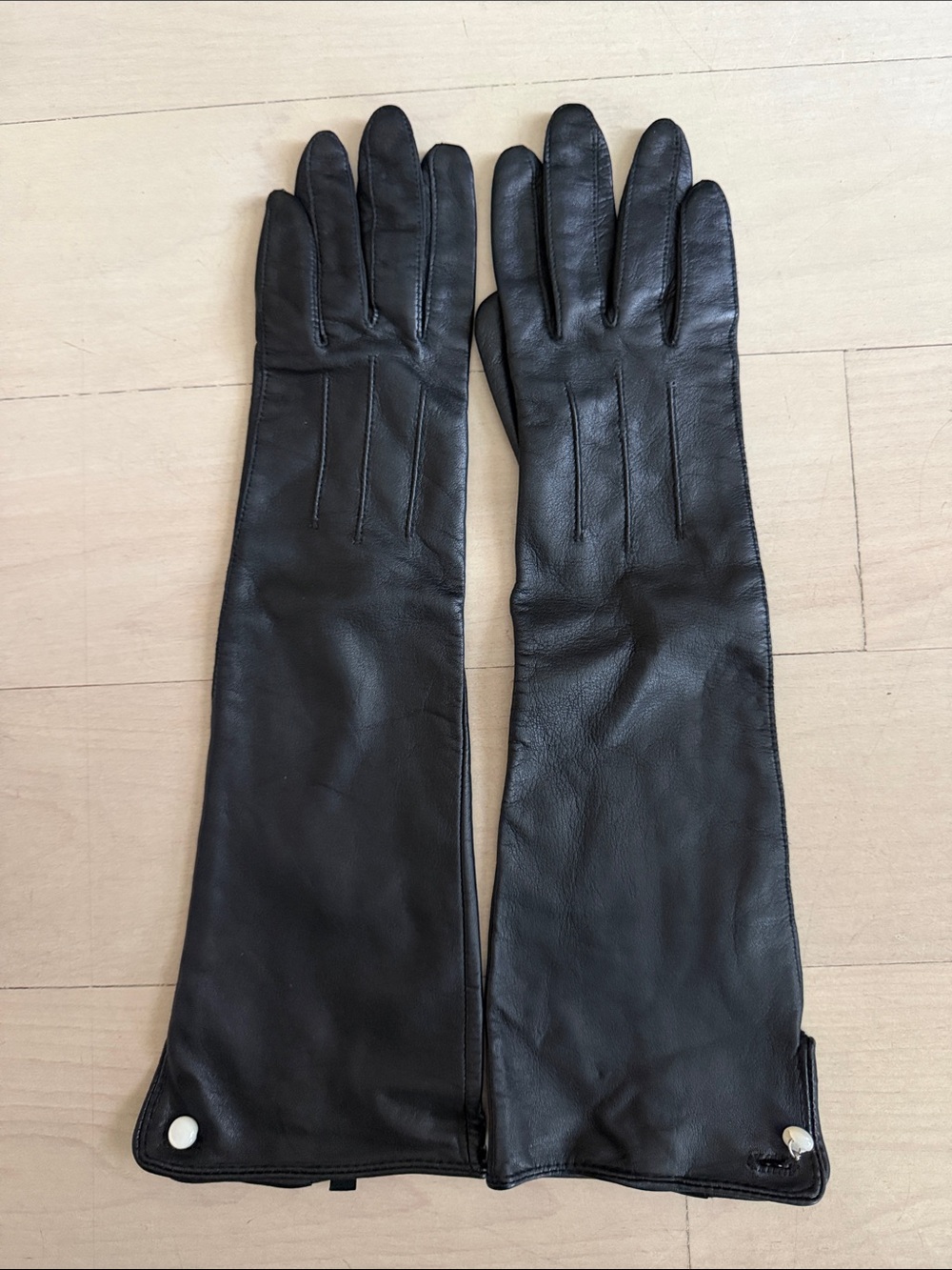 Club Monaco Black Long Leather Gloves - never worn